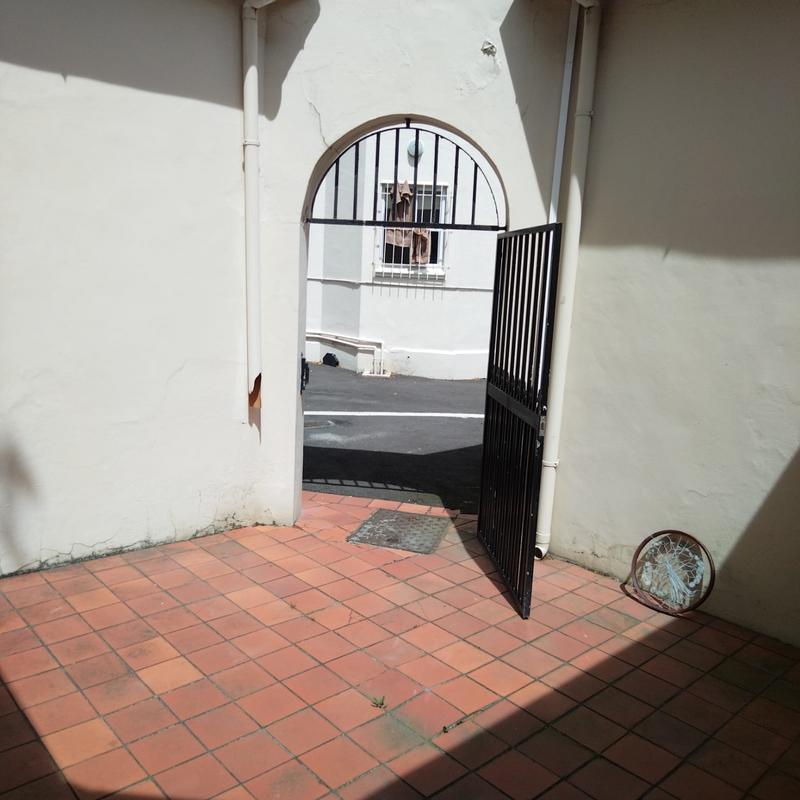 1 Bedroom Property for Sale in Rondebosch Western Cape